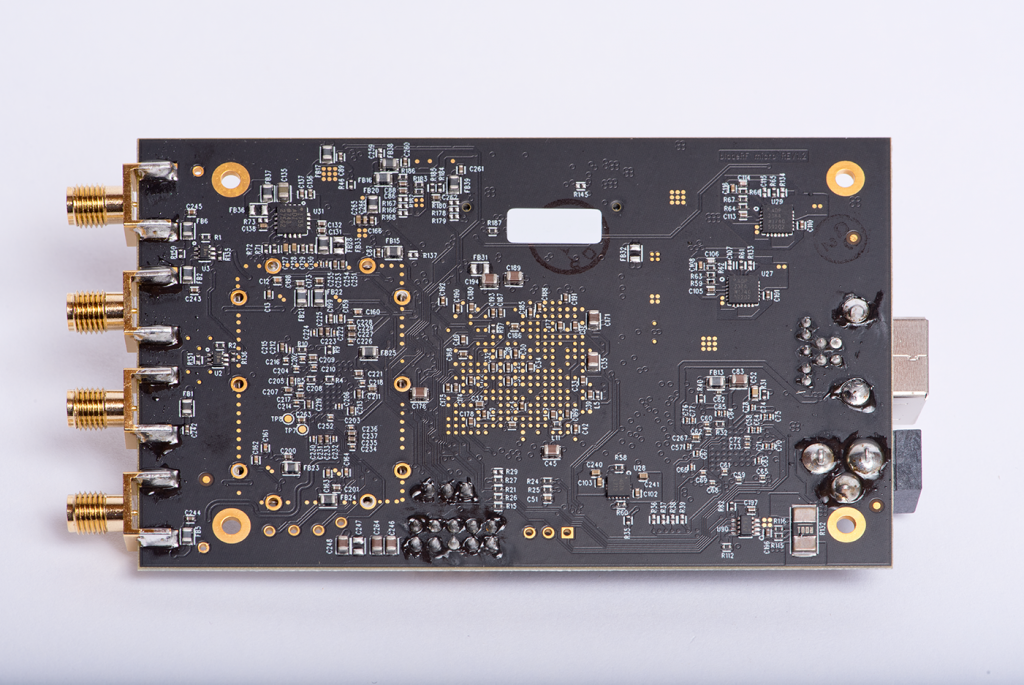 bladeRF_micro_back-1024x685.png